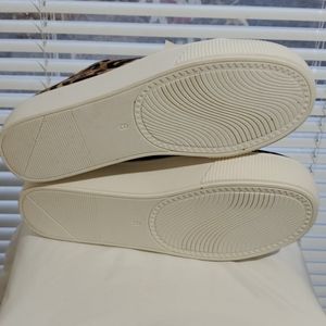 so compelling women's platform sneakers